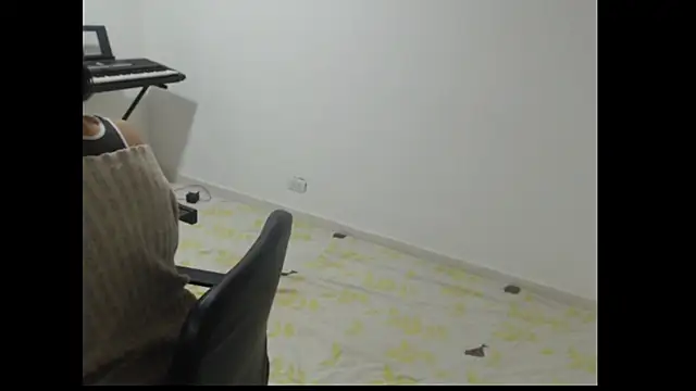 Snapshot of meganmiauu chatting on April 6, 2026, 6:03 am meganmiauu online show from April 6, 2026, 6:03 am