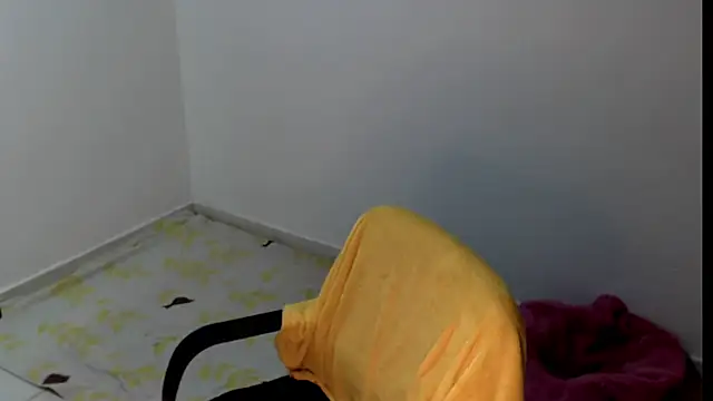 meganmiauu online show from May 22, 2026, 11:47 pm