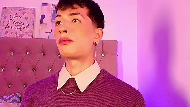 Snapshot of OzorioDany chatting on December 16, 2025, 4:06 am OzorioDany online show from December 16, 2025, 4:06 am