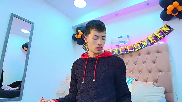 Snapshot of OzorioDany chatting on November 2, 2025, 3:55 am OzorioDany online show from November 2, 2025, 3:55 am