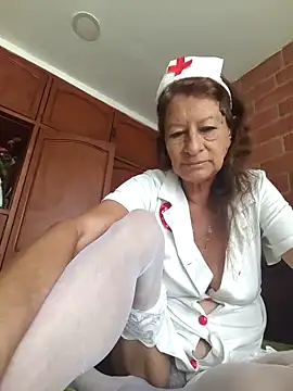 Snapshot of MaryeLunna chatting on November 17, 2025, 1:15 pm MaryeLunna online show from November 17, 2025, 1:15 pm