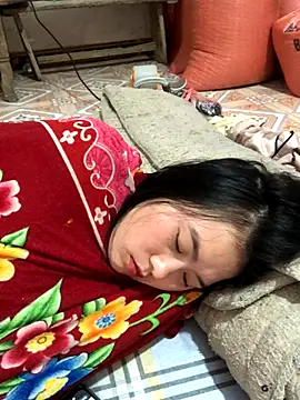 Maymay97 online show from November 4, 2025, 12:58 am