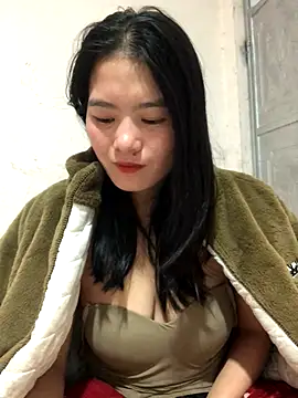 Maymay97 online show from November 2, 2025, 11:32 pm