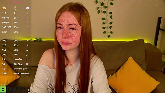 Roxy Sunnny online show from November 12, 2025, 9:35 am