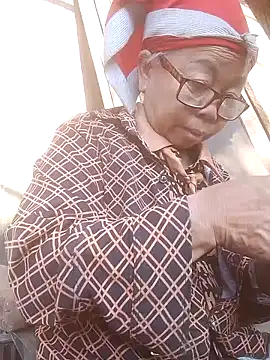 VangLe73 online show from November 25, 2025, 8:25 am