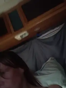 bratlipss online show from February 19, 2026, 11:23 pm