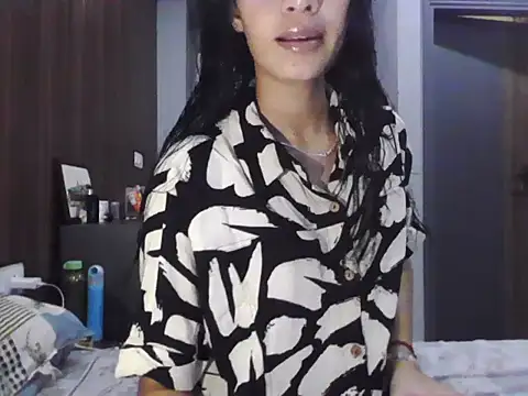 Snapshot of Tanvi_Angel chatting on November 19, 2025, 11:54 am Tanvi Angel online show from November 19, 2025, 11:54 am