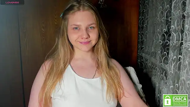 AlinaMors online show from April 16, 2026, 10:01 pm