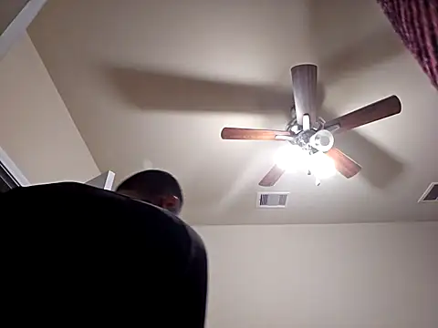 Snapshot of Lb228w chatting on November 26, 2025, 12:32 am Lb228w online show from November 26, 2025, 12:32 am