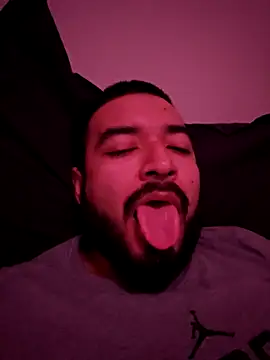 Snapshot of Lb228w chatting on December 15, 2025, 4:24 pm Lb228w online show from December 15, 2025, 4:24 pm