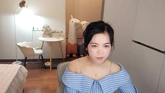 Snapshot of XiaoAnQi chatting on November 10, 2025, 12:32 pm XiaoAnQi online show from November 10, 2025, 12:32 pm