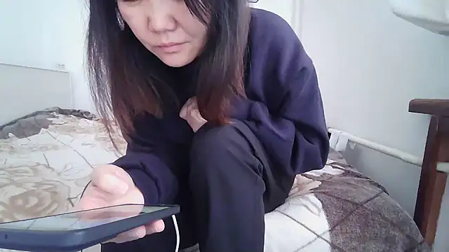 Snapshot of sakuradelreina chatting on January 18, 2026, 5:44 am sakuradelreina online show from January 18, 2026, 5:44 am