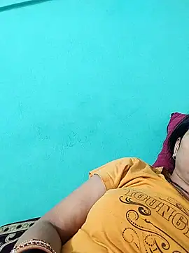 Snapshot of Soniya_Roy chatting on October 29, 2025, 2:10 am Soniya Roy online show from October 29, 2025, 2:10 am