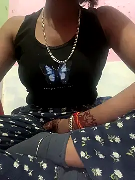 sakshi5533 online show from January 6, 2026, 5:39 pm