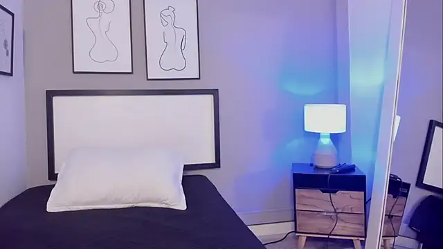 Snapshot of MartinaRizzi chatting on September 11, 2025, 3:39 am MartinaRizzi online show from September 11, 2025, 3:39 am