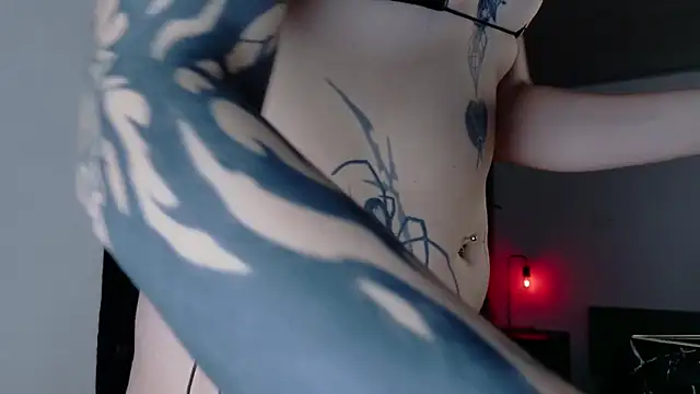 Snapshot of Angelabl0odborne chatting on November 23, 2025, 4:17 pm Angelabl0odborne online show from November 23, 2025, 4:17 pm