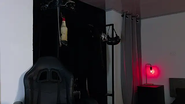 Snapshot of Angelabl0odborne chatting on October 4, 2025, 9:49 pm Angelabl0odborne online show from October 4, 2025, 9:49 pm