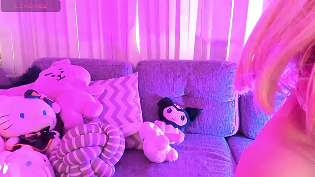 Melody-chers online show from December 1, 2025, 12:28 pm