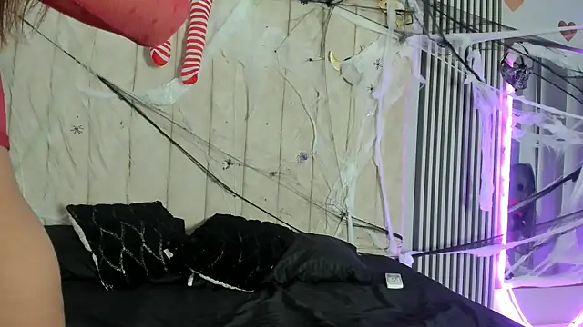 Snapshot of rachell_owen chatting on October 25, 2025, 4:55 am rachell owen online show from October 25, 2025, 4:55 am