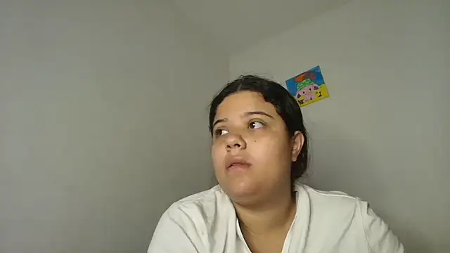 luisahot 9727 online show from February 17, 2026, 9:39 am