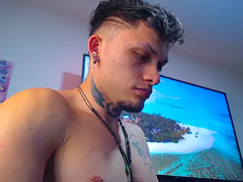 Snapshot of Kieran_kian chatting on December 4, 2025, 12:31 am Kieran kian online show from December 4, 2025, 12:31 am