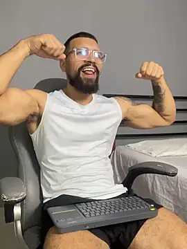 vincentjaxon online show from March 24, 2026, 6:52 pm