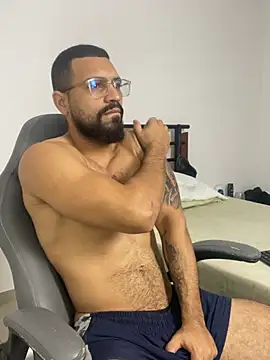 vincentjaxon online show from February 10, 2026, 11:20 am