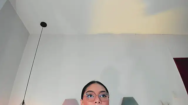 LunaAspen  online show from November 21, 2025, 6:18 pm