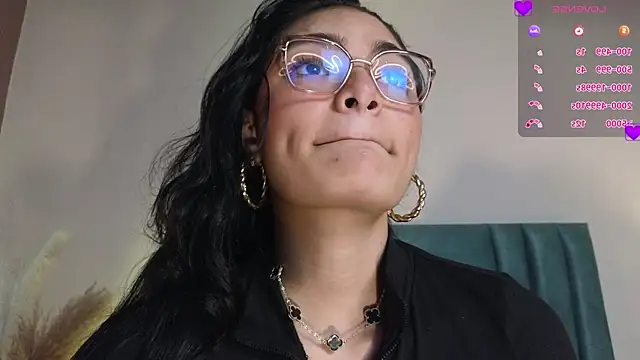 LunaAspen  online show from April 13, 2026, 6:12 pm