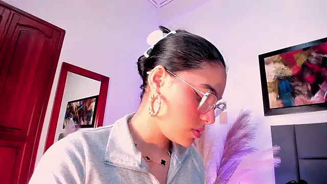 LunaAspen  online show from February 16, 2026, 5:55 pm