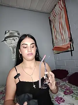 Snapshot of Bigtiti01 chatting on June 23, 2026, 12:52 am Bigtiti01 online show from June 23, 2026, 12:52 am
