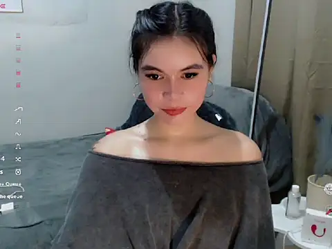 Snapshot of manilynforyou chatting on November 20, 2025, 5:46 pm manilynforyou online show from November 20, 2025, 5:46 pm