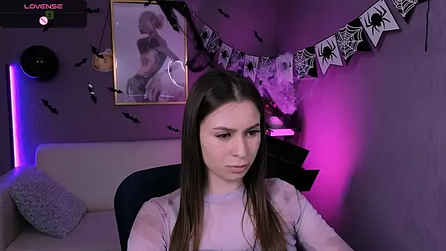 Snapshot of nekky_mouse chatting on October 24, 2025, 4:17 pm nekky mouse online show from October 24, 2025, 4:17 pm