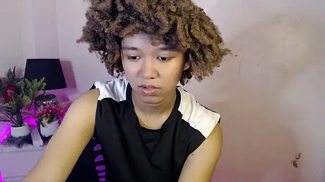 9INCHESHARDCOCK online show from January 15, 2026, 8:07 am