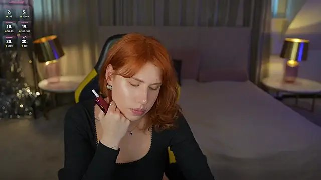 Snapshot of BadAfina chatting on October 26, 2025, 12:38 pm BadAfina online show from October 26, 2025, 12:38 pm