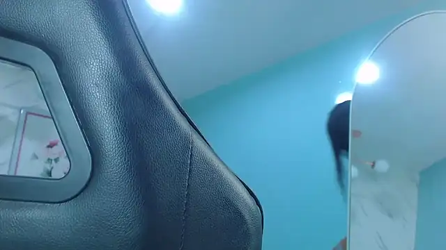 victoria hernandez t  online show from May 26, 2026, 12:58 pm