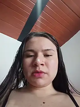 Isa Acosta online show from June 1, 2026, 6:29 pm