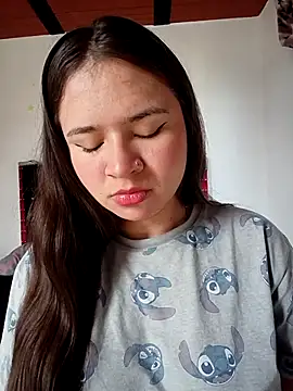 Snapshot of Isa_Acosta chatting on October 24, 2025, 2:27 pm Isa Acosta online show from October 24, 2025, 2:27 pm