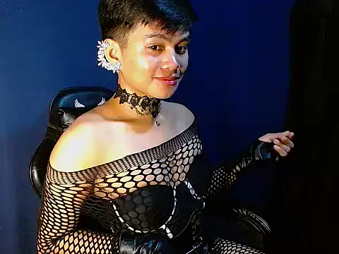 Alexx 143 online show from November 21, 2025, 5:12 pm