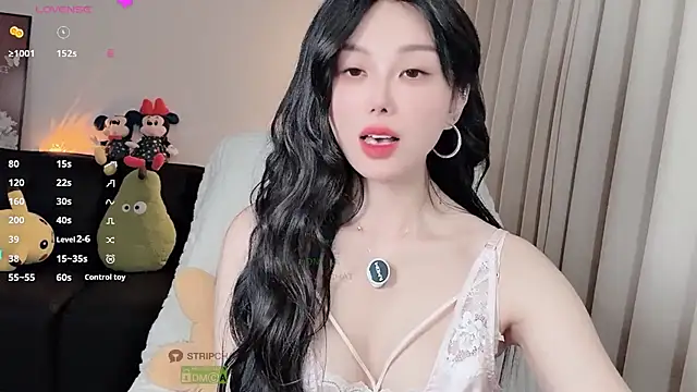 Snapshot of Xiatian520_ chatting on February 1, 2026, 5:22 pm Xiatian520 online show from February 1, 2026, 5:22 pm