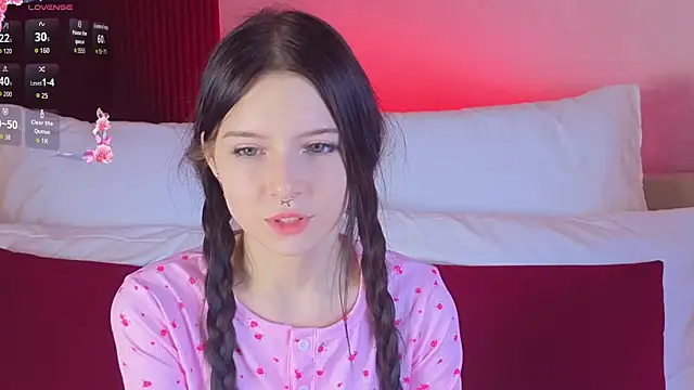 Angel  Rosse online show from December 19, 2025, 4:42 pm