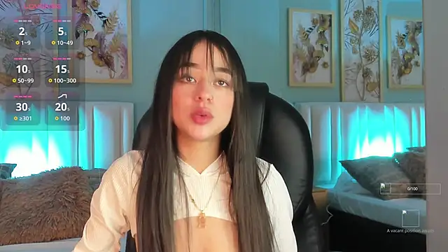 Snapshot of TifannyWolf_ chatting on November 13, 2025, 10:57 pm TifannyWolf online show from November 13, 2025, 10:57 pm