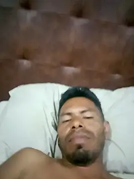 MI GERALD online show from November 16, 2025, 12:54 pm