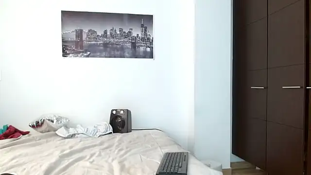 AntonyDAngelo25 online show from October 22, 2025, 7:24 pm