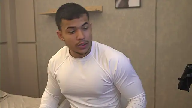 Thiago Valente online show from March 1, 2026, 3:56 pm