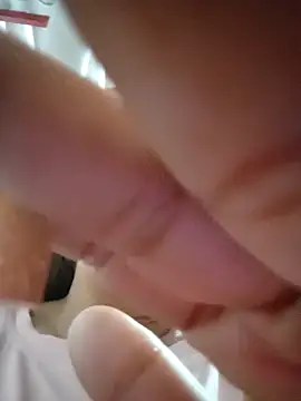 marinita13 online show from April 14, 2026, 12:43 pm