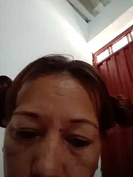 marinita13 online show from March 7, 2026, 1:16 pm