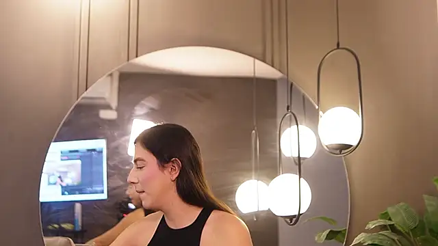 Ariaa Isabell online show from April 14, 2026, 6:35 pm