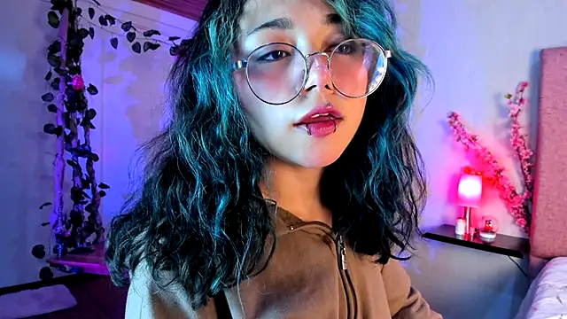 Snapshot of TerumiKitty chatting on November 29, 2025, 9:26 pm TerumiKitty online show from November 29, 2025, 9:26 pm