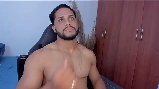 Pier Simons online show from April 1, 2026, 1:41 pm